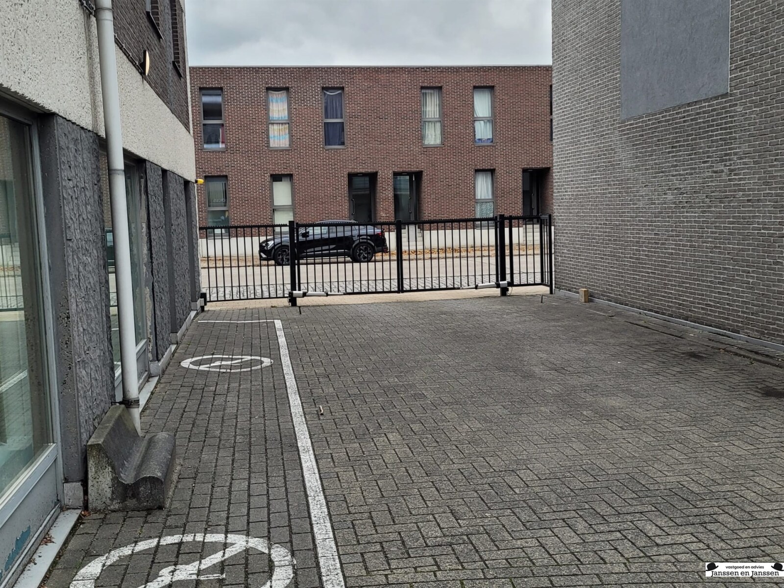 Poort binnen.jpg
