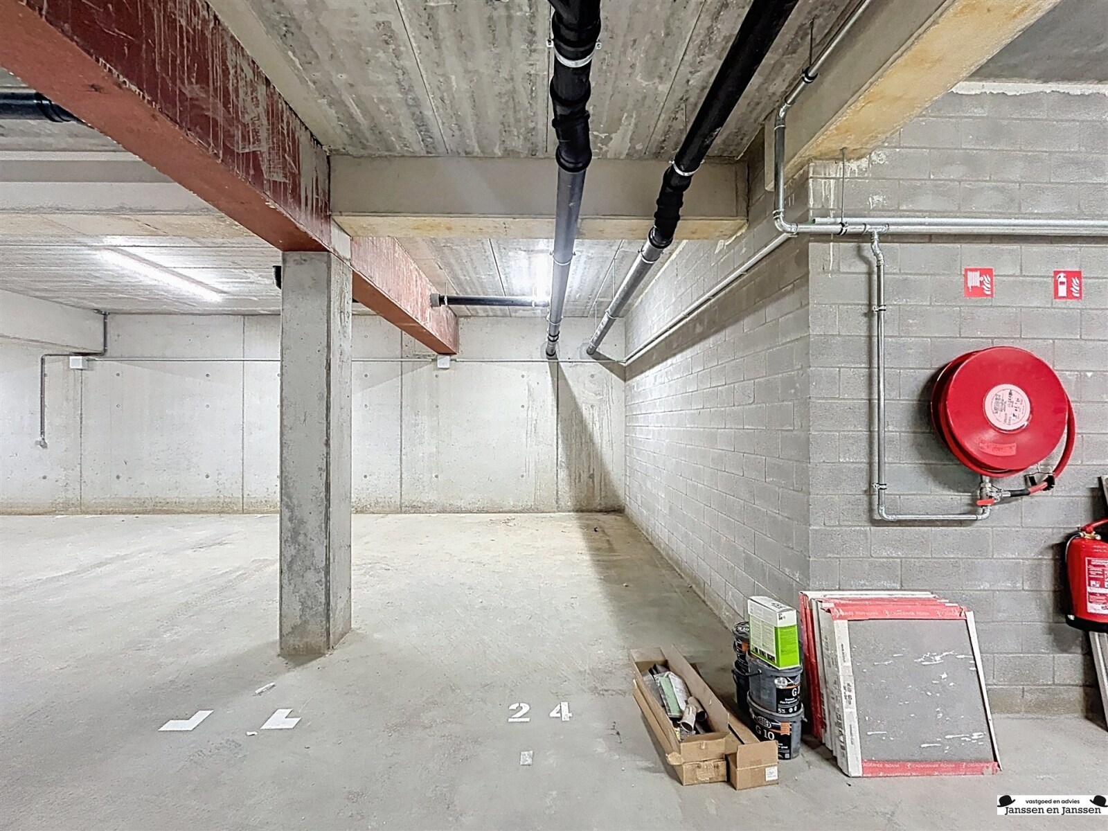 garage_00001