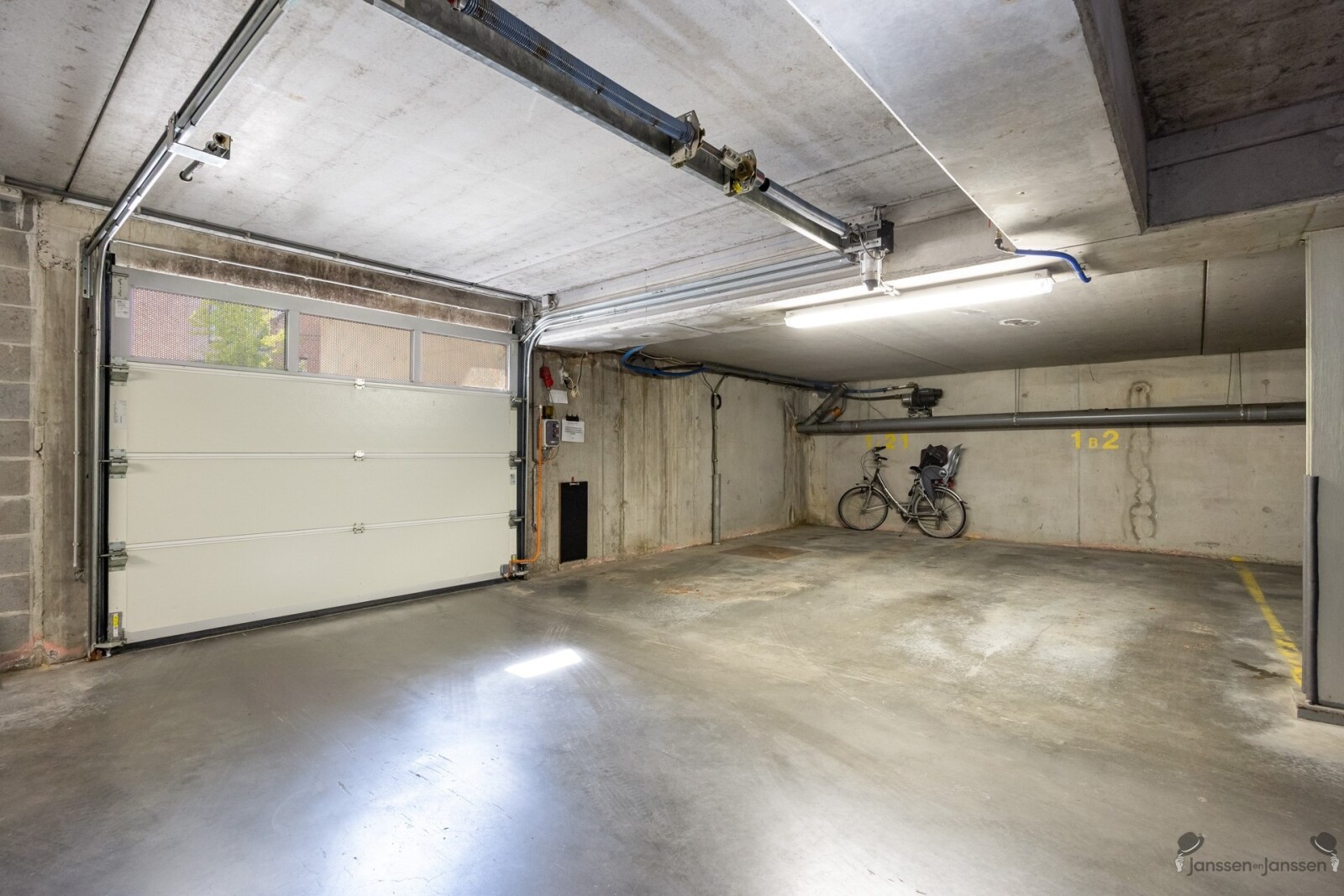 garage