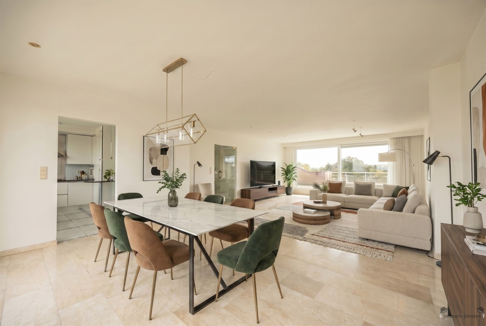spacious-empty-living-room