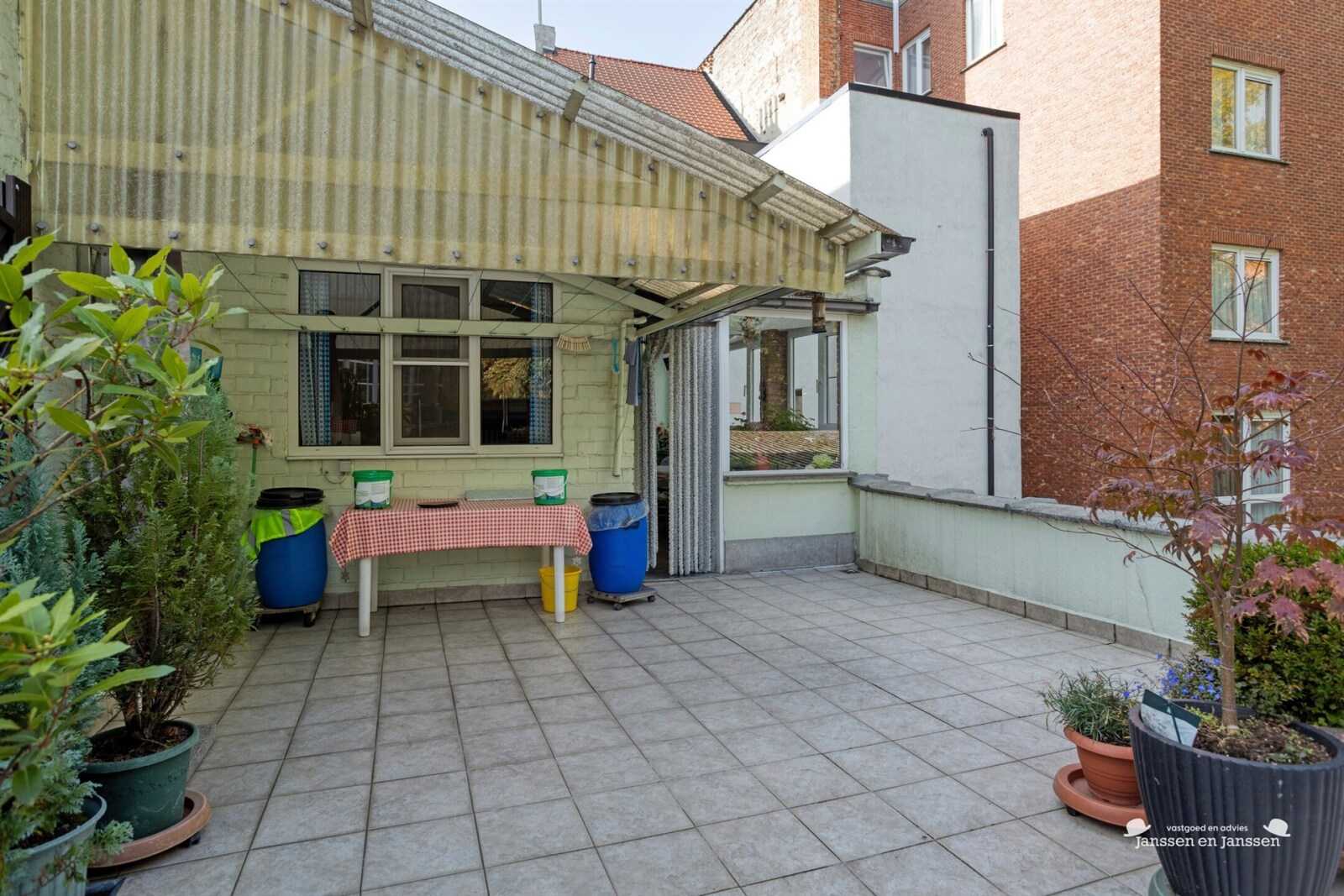 Isabellalei1032018Antwerpen-38_logo_web