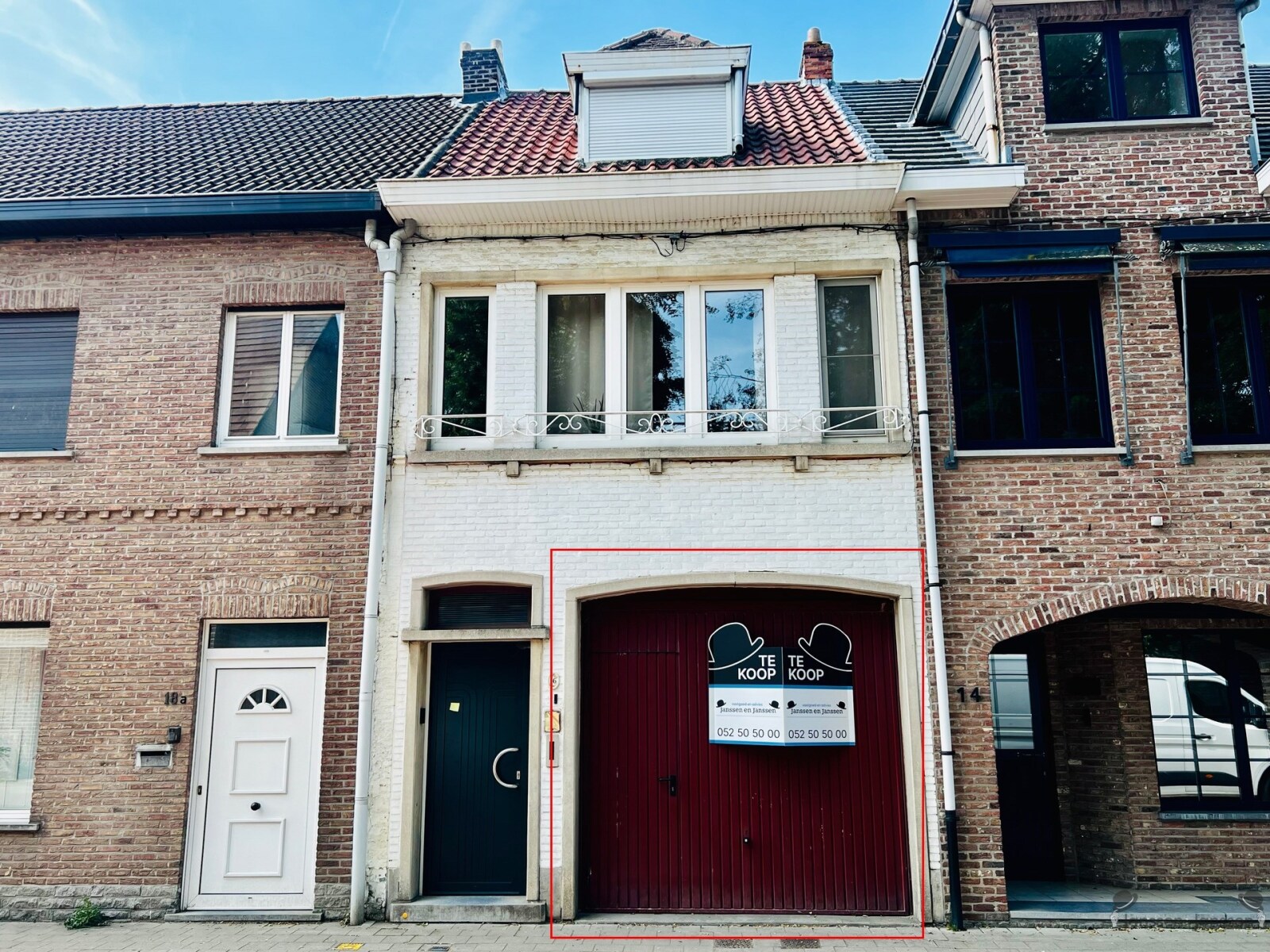 Extra garage