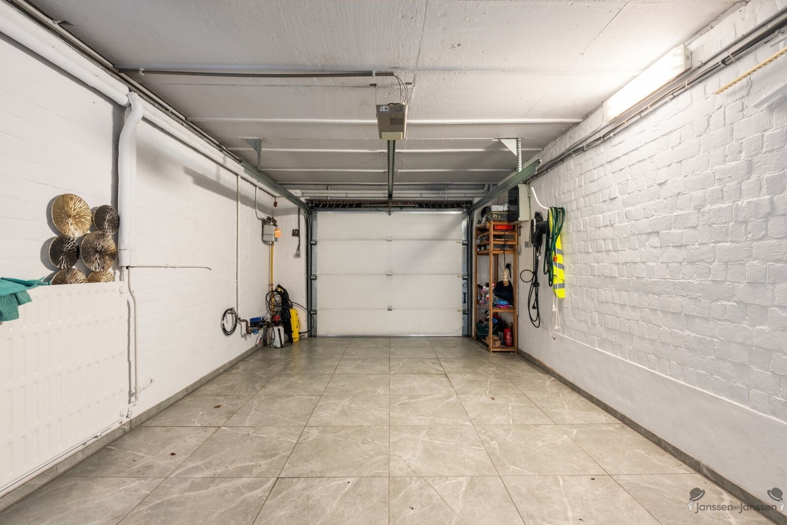 garage
