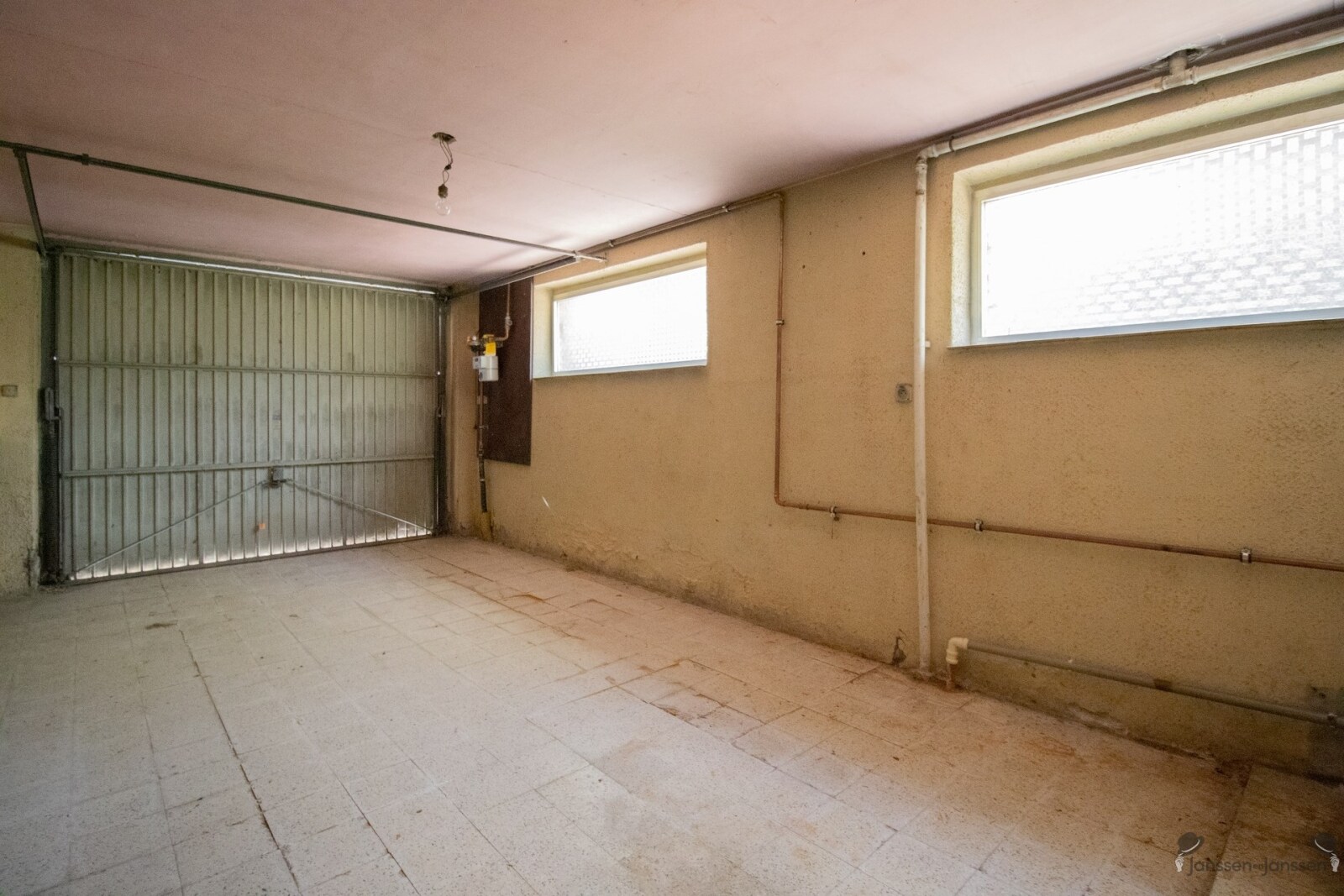 Inpandige garage.jpg