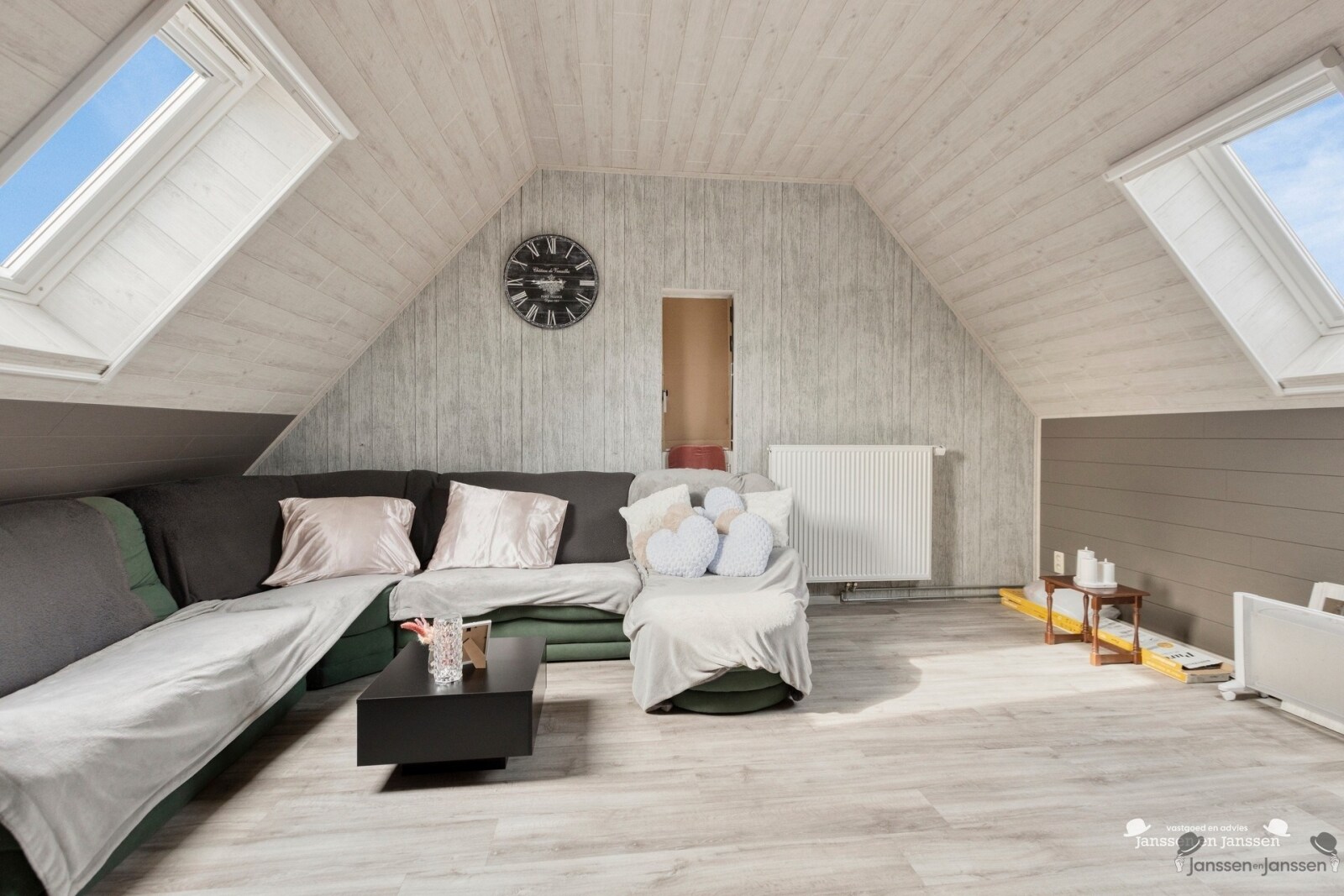 Zavelstraat523520ZonhovenBE-26_logo_highres.jpg