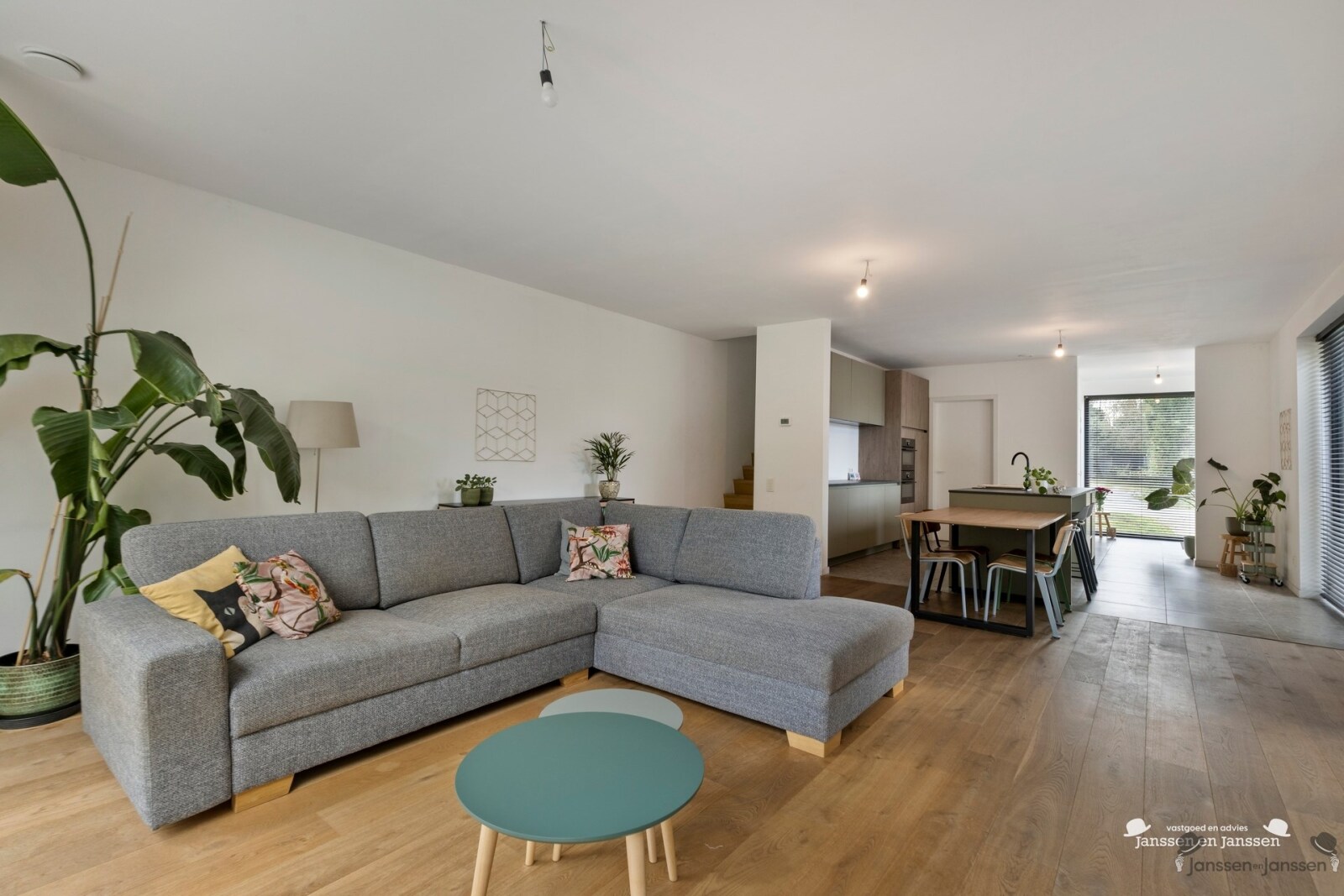 deurnestraat73980TessenderloHam-14_logo_highres.jpg